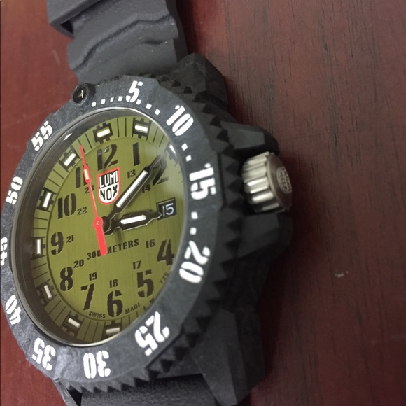 Luminox watch 3083 xs.3083 new in box - Picture 7 of 8